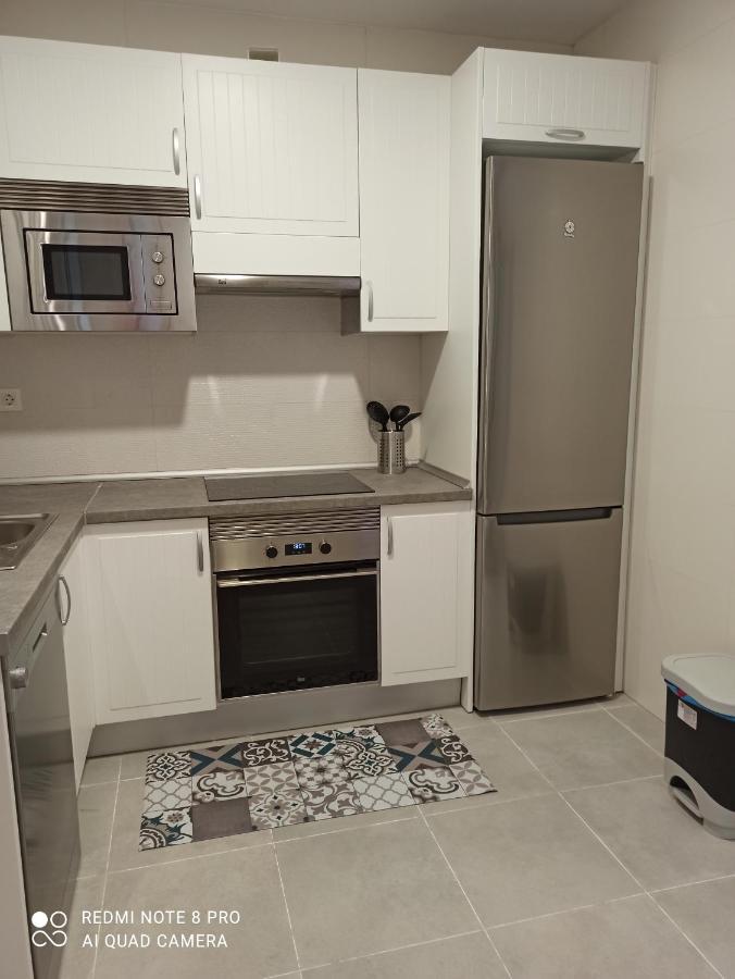 Acogedor Apartamento En El Centro De Gijon Luaran gambar