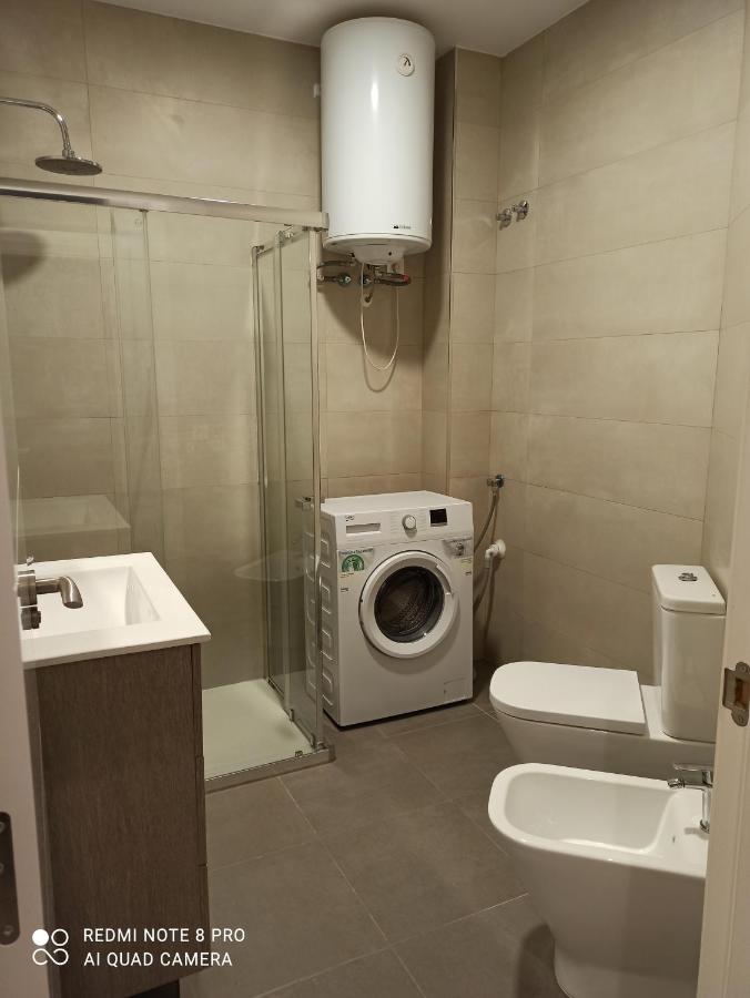 Acogedor Apartamento En El Centro De Gijon Luaran gambar